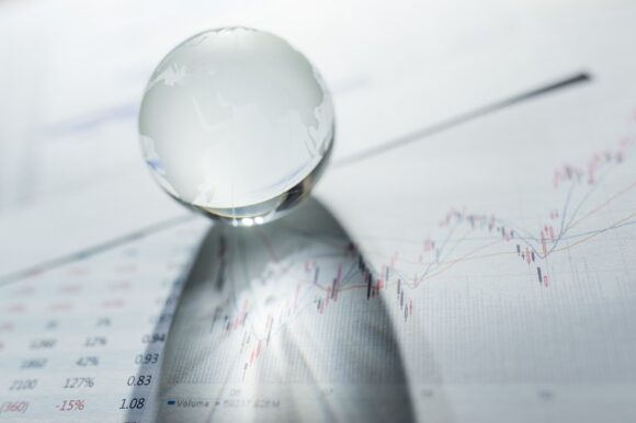 La Junta del Fondo Mundial expresa preocupación por las crecientes necesidades derivadas de la crisis en medio de presiones económicas globales